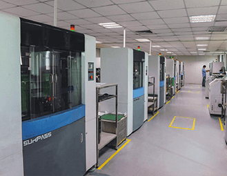 �߿�����